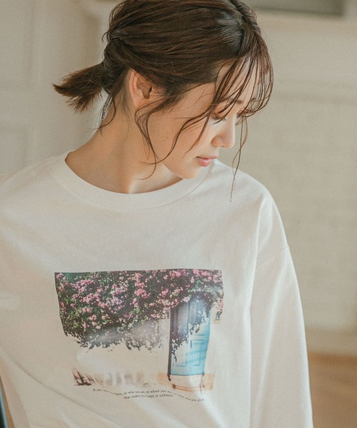 GLOBAL WORK(グローバルワーク)の「抗菌プリントロンT/264068(Tシャツ/カットソー・レディース・ホワイト/オフホワイト/ホワイト系その他3/ライトグレー/ホワイト系その他2/グレー系その他3・LARGE/MEDIUM)」の4枚目の写真