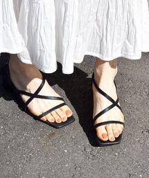 ROVERETO | ROVERETO: スクエアトゥ クロス サンダル◆(サンダル)