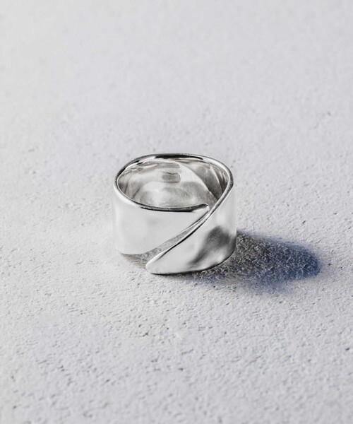 and cloud（アンドクラウド）の「Rust Reversible Ring（リング・レディース・シルバー/ブラック/イエローゴールド・#11/#17/#13/#15）」の4枚目の写真