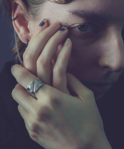 and cloud（アンドクラウド）の「Rust Reversible Ring（リング・レディース・シルバー/ブラック/イエローゴールド・#11/#17/#13/#15）」の7枚目の写真