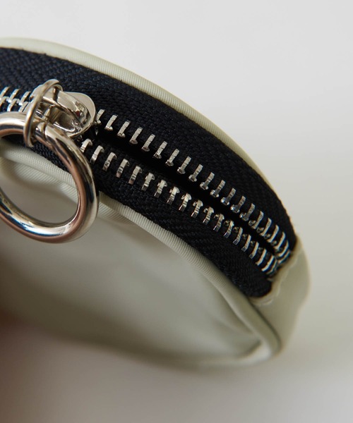 CUBE SUGAR（キューブシュガー）の「丸ポーチ付きミニショルダーバッグ（ショルダーバッグ・レディース・ブラック/ベージュ/カーキ・M）」の19枚目の写真