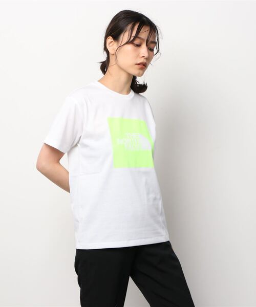 THE NORTH FACE(ザノースフェイス)の「ザ ノース フェイス THE NORTH FACE S/S Colored Square Logo Tee(ショートスリーブカラードスクエアロゴティー)(Tシャツ/カットソー・レディース・ホワイト×グリーン/ホワイト×ブラック/ホワイト×グレー・L/M/S/XL)」の2枚目の写真