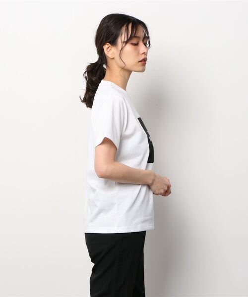 THE NORTH FACE(ザノースフェイス)の「ザ ノース フェイス THE NORTH FACE S/S Colored Square Logo Tee(ショートスリーブカラードスクエアロゴティー)(Tシャツ/カットソー・レディース・ホワイト×グリーン/ホワイト×ブラック/ホワイト×グレー・L/M/S/XL)」の4枚目の写真