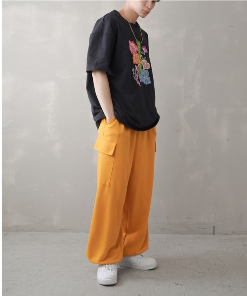 SPINNS(スピンズ)の「【6色展開】ドローコード 裏毛バルーンスノーカーゴパンツ(その他パンツ・メンズ・ホワイト/ブラック/グレー/イエロー/オレンジ/グリーン・M/L)」の1枚目の写真