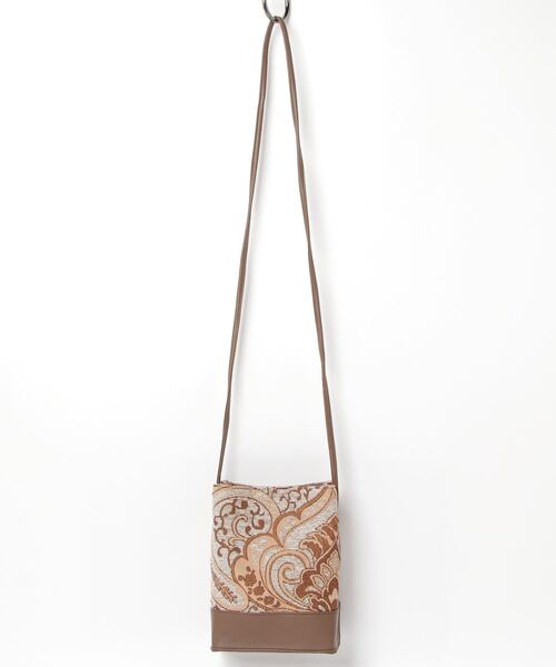 AT CREATION（アットクリエイション）の「EM:AT CREATION ペイズリー縦長ショルダー（ショルダーバッグ・レディース・ブラック/ベージュ/レッド/ライトグリーン・FREE）」の11枚目の写真