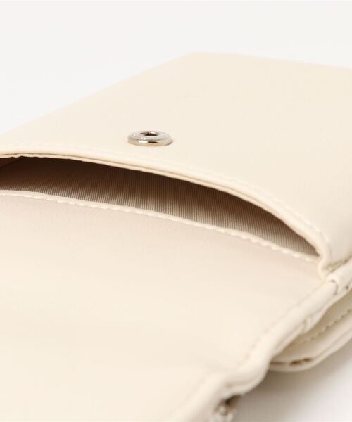 Lugnoncure（ルノンキュール）の「マルチウェイショルダーバッグ（ショルダーバッグ・レディース・ブラック/オフホワイト/グリーン・ﾌﾘ-）」の11枚目の写真