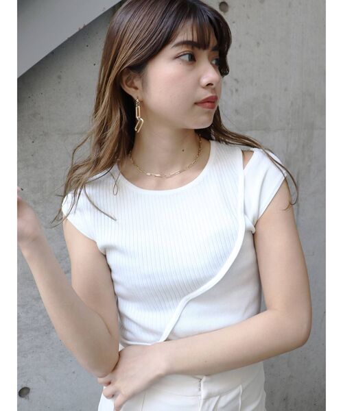 MURUA（ムルーア）の「ウェーブカットニットタンク（タンクトップ・レディース・ホワイト/ブラック/その他1・FREE）」の17枚目の写真