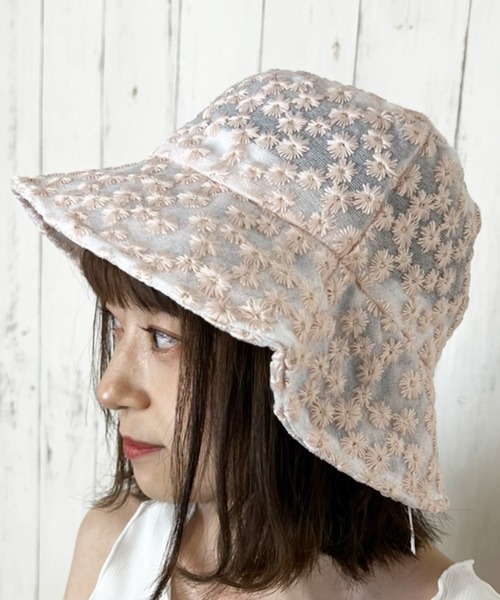 paravion（パラビオン）の「K/シースルーバケットHAT（ハット・レディース・ホワイト/ピンク/ブルー・ONESIZE）」の5枚目の写真