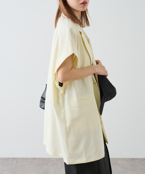 COLONY 2139(コロニートゥーワンスリーナイン)の「クレープノースリーブジレ/ベスト/セットアップ可(ベスト・レディース・アイボリー/グレイッシュベージュ/ブラック/ピンク・FREE)」の7枚目の写真