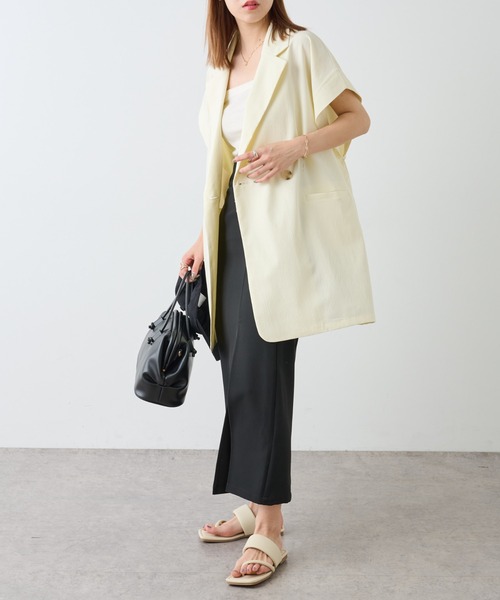 COLONY 2139(コロニートゥーワンスリーナイン)の「クレープノースリーブジレ/ベスト/セットアップ可(ベスト・レディース・アイボリー/グレイッシュベージュ/ブラック/ピンク・FREE)」の15枚目の写真