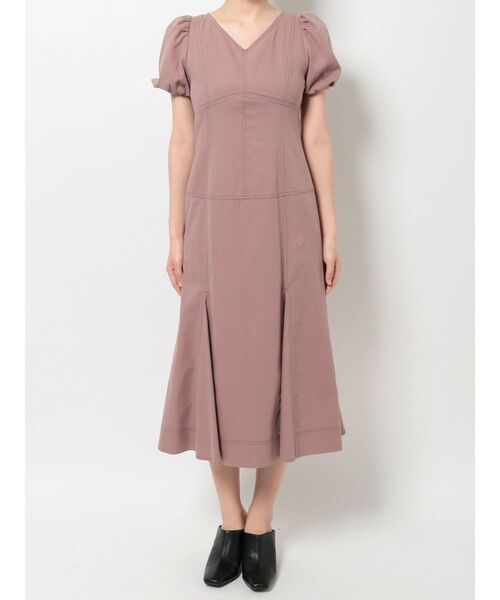 MERCURYDUO（マーキュリーデュオ）の「ステッチ切替ボリュームスリーブワンピース（ワンピース・レディース・ピンク/インディゴブルー/ブラウン・SMALL/MEDIUM）」の6枚目の写真