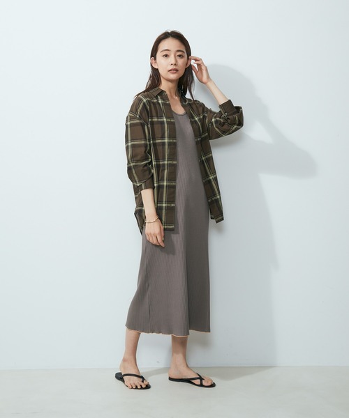 SALON adam et rope'（サロン アダム エ ロペ）の「オーバーチェックシャツ/無地（シャツ/ブラウス・レディース・ホワイト/ダークグリーン/ブルー系その他/ブラウン系その他2・FREE）」の7枚目の写真