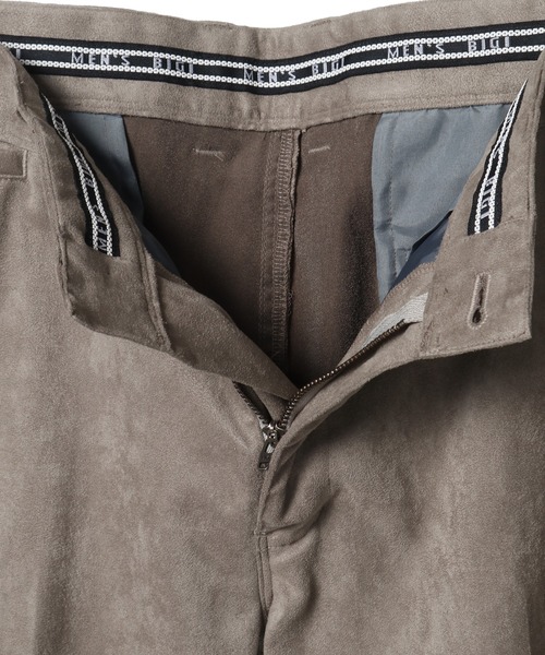 MEN'S BIGI（メンズビギ）の「コマスエードストレッチスラックス【セットアップ対応】（スラックス・メンズ・キャメル/グレー/ネイビー・01/02/03/04）」の20枚目の写真