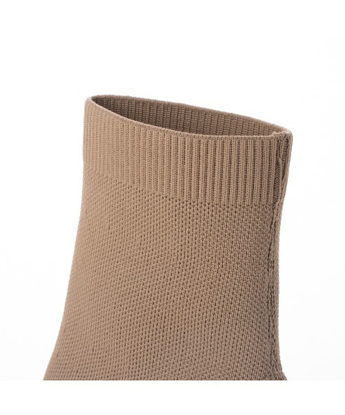 EVOL(イーボル)の「【EVOL】7cmデザインヒールニットショートブーツ BT23517(ブーツ・レディース・ブラック/ベージュ/アイボリー・22.5cm/23.5cm/24.5cm/23.0cm/24.0cm/22.0cm)」の15枚目の写真