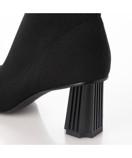 EVOL(イーボル)の「【EVOL】7cmデザインヒールニットショートブーツ BT23517(ブーツ・レディース・ブラック/ベージュ/アイボリー・22.5cm/23.5cm/24.5cm/23.0cm/24.0cm/22.0cm)」の9枚目の写真