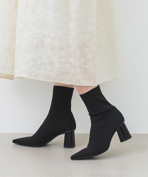 EVOL(イーボル)の「【EVOL】7cmデザインヒールニットショートブーツ BT23517(ブーツ・レディース・ブラック/ベージュ/アイボリー・22.5cm/23.5cm/24.5cm/23.0cm/24.0cm/22.0cm)」の21枚目の写真