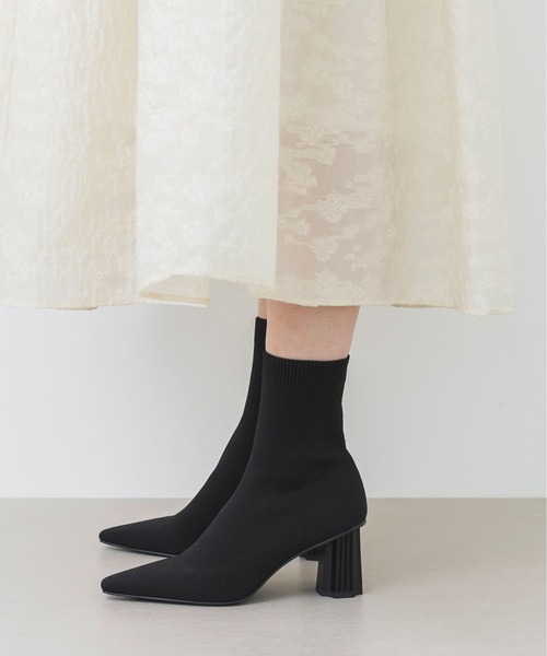 EVOL(イーボル)の「【EVOL】7cmデザインヒールニットショートブーツ BT23517(ブーツ・レディース・ブラック/ベージュ/アイボリー・22.5cm/23.5cm/24.5cm/23.0cm/24.0cm/22.0cm)」の22枚目の写真