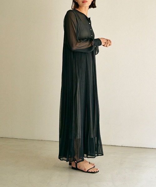 OUTERSUNSET（アウターサンセット）の「OUTERSUNSET　pleated one piece（ワンピース・レディース・ブラック/ブラウン・MEDIUM/SMALL）」の2枚目の写真