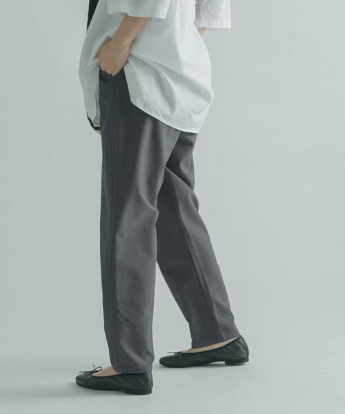 FORK&SPOON（フォークアンドスプーン）の「FORK&SPOON　リラックステーパードパンツ（その他パンツ・レディース・グレー/カーキ/レッド系その他・1/2）」の16枚目の写真