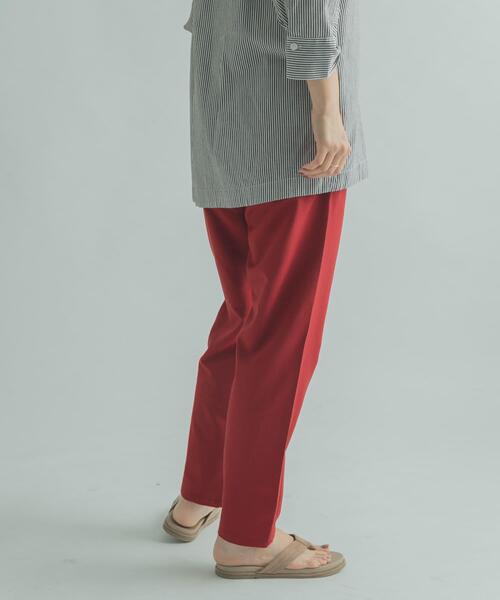 FORK&SPOON（フォークアンドスプーン）の「FORK&SPOON　リラックステーパードパンツ（その他パンツ・レディース・グレー/カーキ/レッド系その他・1/2）」の7枚目の写真