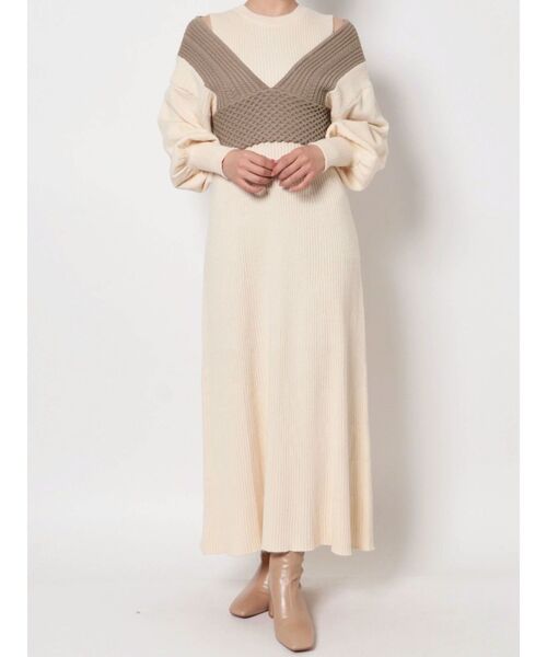 LAGUNAMOON（ラグナムーン）の「ベストレイヤードパターンニットワンピース（ワンピース・レディース・アイボリー/ブラック/ブラウン・SMALL/MEDIUM）」の22枚目の写真