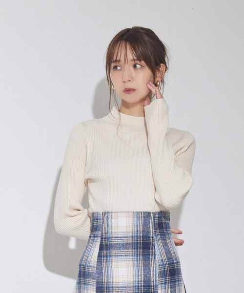 ADIRA（アディラ）の「スタイルアップリブニット（ニット/セーター・レディース・ブラック/アイボリー/ピンク・MEDIUM）」の21枚目の写真