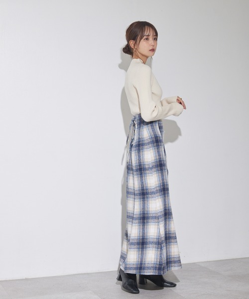 ADIRA（アディラ）の「スタイルアップリブニット（ニット/セーター・レディース・ブラック/アイボリー/ピンク・MEDIUM）」の10枚目の写真