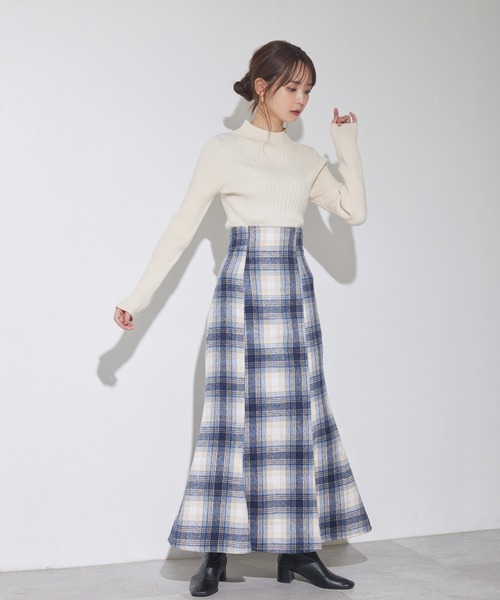 ADIRA（アディラ）の「スタイルアップリブニット（ニット/セーター・レディース・ブラック/アイボリー/ピンク・MEDIUM）」の7枚目の写真