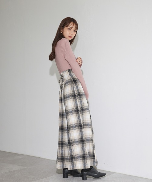 ADIRA（アディラ）の「スタイルアップリブニット（ニット/セーター・レディース・ブラック/アイボリー/ピンク・MEDIUM）」の18枚目の写真