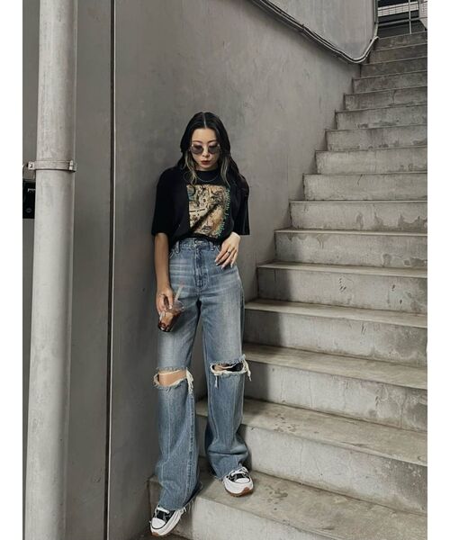 EVRIS（エヴリス）の「ダメージワイドデニムパンツ（デニムパンツ・レディース・ライトブルー/ブルー・MEDIUM/SMALL）」の9枚目の写真