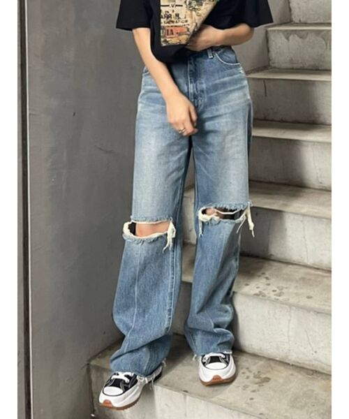 EVRIS（エヴリス）の「ダメージワイドデニムパンツ（デニムパンツ・レディース・ライトブルー/ブルー・MEDIUM/SMALL）」の16枚目の写真