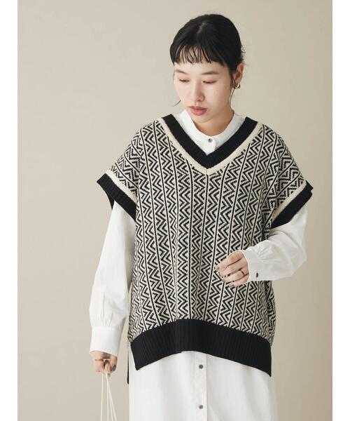 CRAFT STANDARD BOUTIQUE（クラフトスタンダードブティック）の「WJQニットベスト　＊（ベスト・レディース・ブラック/ブラウン・FREE）」の11枚目の写真