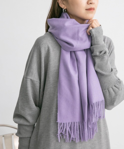 KBF(ケイビーエフ)の「カシミヤタッチ無地ストール(ストール/ショール・レディース・ライトブルー/パープル/アイボリー・ONE)」の3枚目の写真