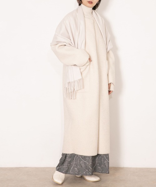 KBF(ケイビーエフ)の「カシミヤタッチ無地ストール(ストール/ショール・レディース・ライトブルー/パープル/アイボリー・ONE)」の13枚目の写真