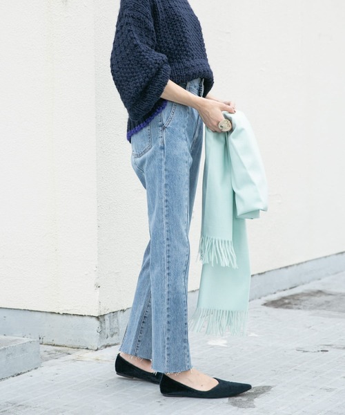 KBF(ケイビーエフ)の「カシミヤタッチ無地ストール(ストール/ショール・レディース・ライトブルー/パープル/アイボリー・ONE)」の12枚目の写真