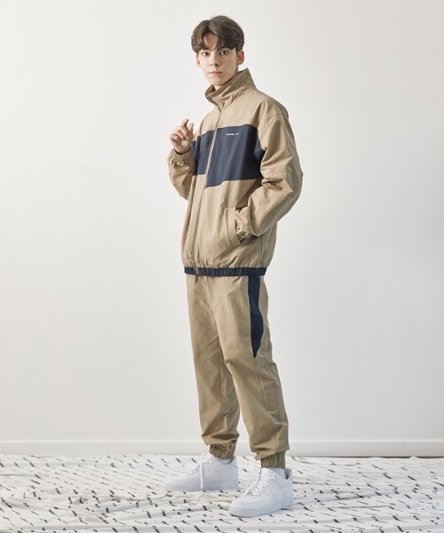 Diamond Layla(ダイアモンドレイラ)の「【Diamond Layla 】セパレートブロックジョガーセット / Separate Block Jogger SET(テーラードジャケット・メンズ・ブラック/ベージュ/グレー/カーキオリーブ・MEDIUM/LARGE/X-LARGE)」の10枚目の写真