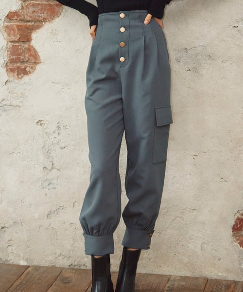 Cheek(チーク)の「T/Rフロントボタンカーゴパンツ(カーゴパンツ・レディース・チャコールグレー/カーキ/モカ・SMALL/MEDIUM)」の1枚目の写真