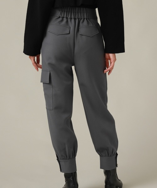 Cheek(チーク)の「T/Rフロントボタンカーゴパンツ(カーゴパンツ・レディース・チャコールグレー/カーキ/モカ・SMALL/MEDIUM)」の15枚目の写真