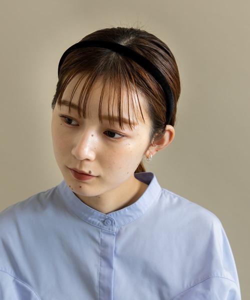 SMELLY（スメリー）の「『堀田真由さん着用』ベロアプックリカチューシャ（カチューシャ・レディース・ブラック・-）」の3枚目の写真