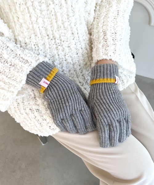 wears(ウェアーズ)の「【スマホ対応】リブニットホールタッチライングローブ 手袋(手袋・レディース・グレー/アイボリー/ブラウン/ブルー/ブラック/レッド/ブルー系その他・FREE)」の15枚目の写真