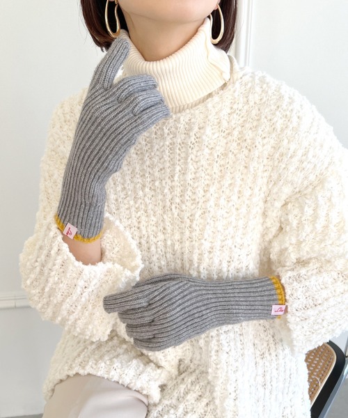wears(ウェアーズ)の「【スマホ対応】リブニットホールタッチライングローブ 手袋(手袋・レディース・グレー/アイボリー/ブラウン/ブルー/ブラック/レッド/ブルー系その他・FREE)」の16枚目の写真