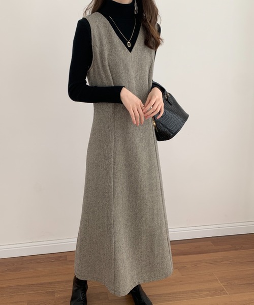 ABITOKYO（アビトーキョー）の「VネックAラインロングジャンパースカート（ジャンパースカート・レディース・ブラウン/グレー/ブラック・S/M）」の7枚目の写真