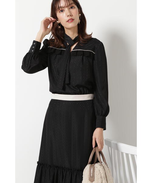 JILL STUART(ジルスチュアート)の「◆アイコンイヤリング(イヤリング・レディース・ゴールド・フリ-)」の2枚目の写真