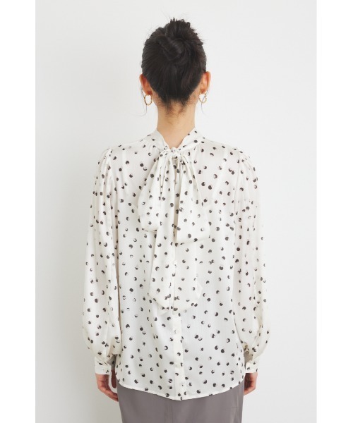 rienda(リエンダ)の「マルチパターンボウタイブラウス 春服(シャツ/ブラウス・レディース・ブルー系その他3/ブラック系その他/ブラウン系その他/グリーン系その他・FREE)」の18枚目の写真