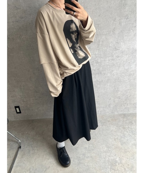 owndaily(オンデイリー)の「レイヤード風プリントビッグTシャツ(Tシャツ/カットソー・レディース・ベージュ・FREE)」の4枚目の写真