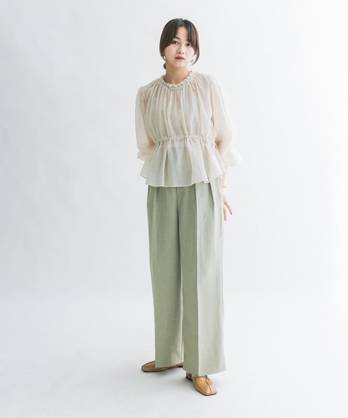 KBF(ケイビーエフ)の「スクエアトゥアシンメトリーミュール(サンダル・レディース・キャメル/ブラック・36/37/38)」の12枚目の写真