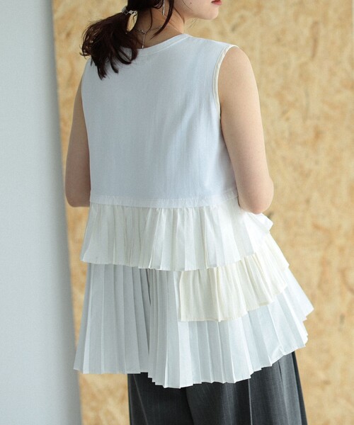 Ray BEAMS（レイビームス）の「RBS / プリーツ ティアード ノースリーブ トップス（Tシャツ/カットソー・レディース・ホワイト/ブラック・ONE SIZE）」の10枚目の写真