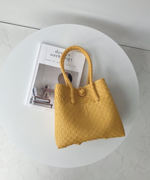 AS KNOW AS plus（アズノゥアズプラス）の「スクエア パサールバッグ（トートバッグ・レディース・ラベンダー/ライトピンク/カラフル/トリコロール/イエロー/ライトグリーン/ピンク/ブラック×ホワイト/ホワイト×ブラック/パープル系/グリーン系/レッド系・FREE）」の7枚目の写真