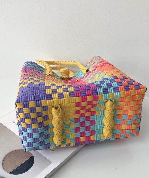 AS KNOW AS plus（アズノゥアズプラス）の「スクエア パサールバッグ（トートバッグ・レディース・ラベンダー/ライトピンク/カラフル/トリコロール/イエロー/ライトグリーン/ピンク/ブラック×ホワイト/ホワイト×ブラック/パープル系/グリーン系/レッド系・FREE）」の22枚目の写真