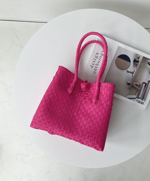 AS KNOW AS plus（アズノゥアズプラス）の「スクエア パサールバッグ（トートバッグ・レディース・ラベンダー/ライトピンク/カラフル/トリコロール/イエロー/ライトグリーン/ピンク/ブラック×ホワイト/ホワイト×ブラック/パープル系/グリーン系/レッド系・FREE）」の16枚目の写真